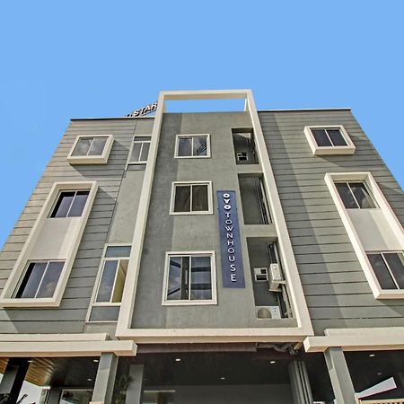 Townhouse Md Star Hotel Нагпур Екстериор снимка