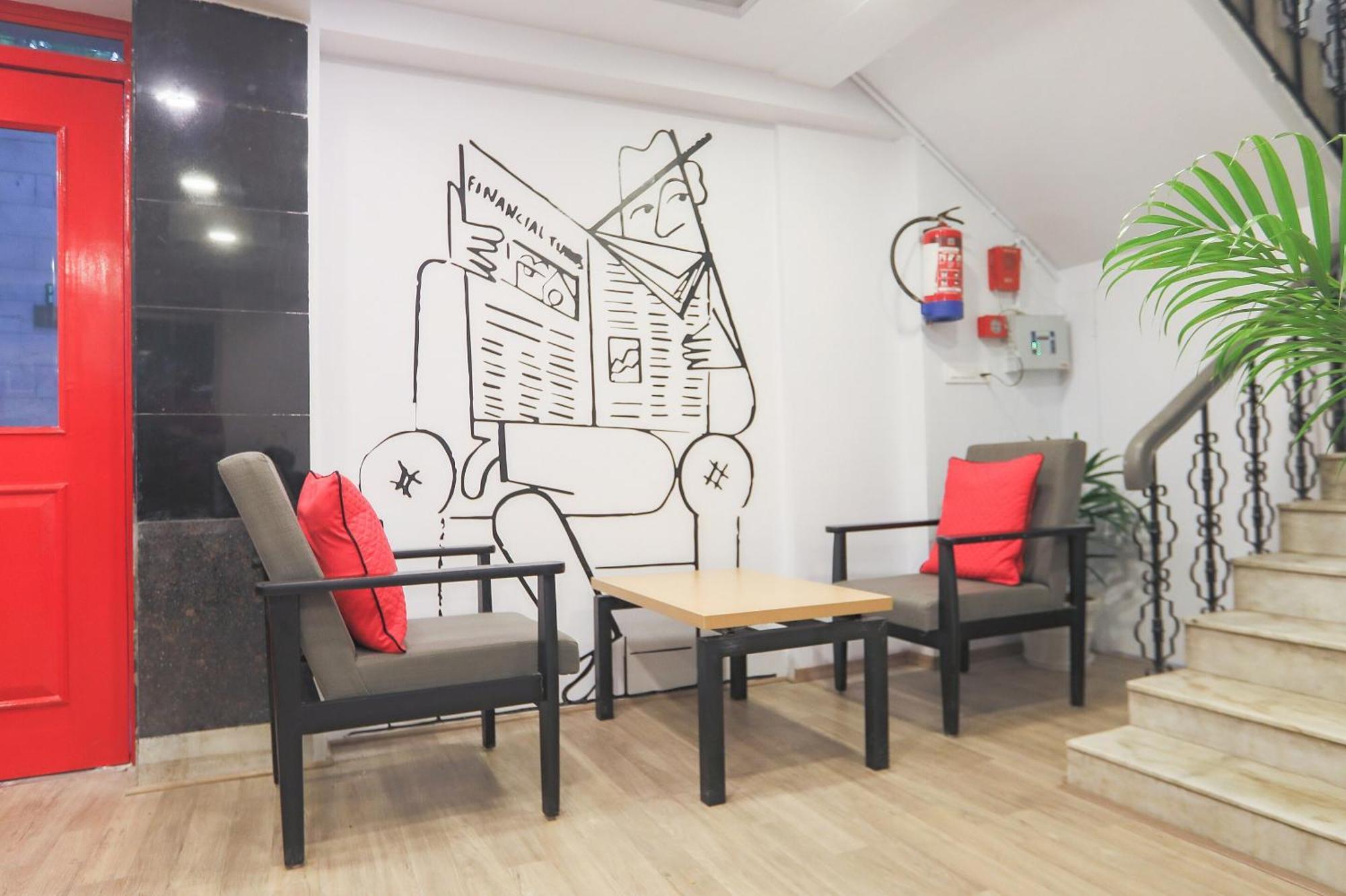 Townhouse Md Star Hotel Нагпур Екстериор снимка